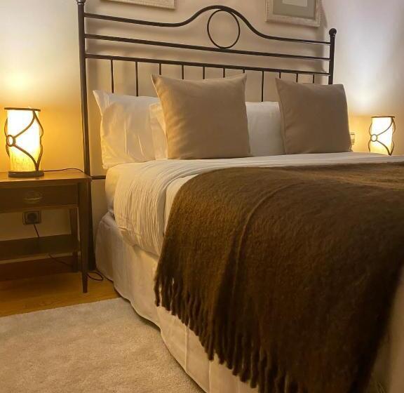 주니어 스위트, Corzo