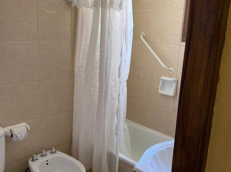 اتاق استاندارد سه نفره, Glaciares De La Patagonia