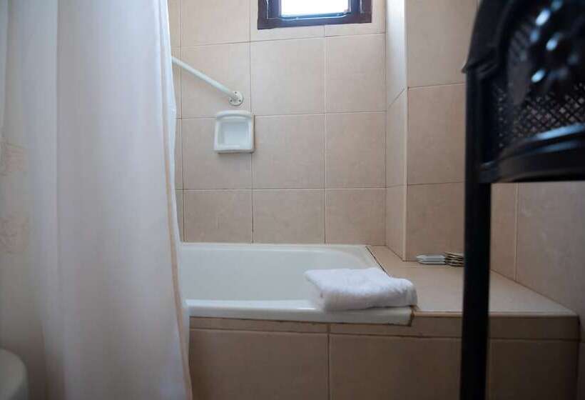 اتاق استاندارد سه نفره, Glaciares De La Patagonia