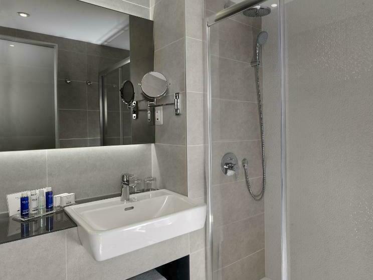 수피리어 룸 풀장 전망, Park Plaza Arena Pula