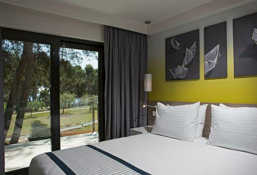 침실 2개 스위트, Park Plaza Arena Pula