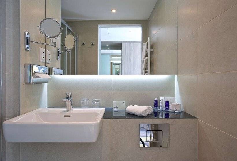 침실 2개 스위트, Park Plaza Arena Pula