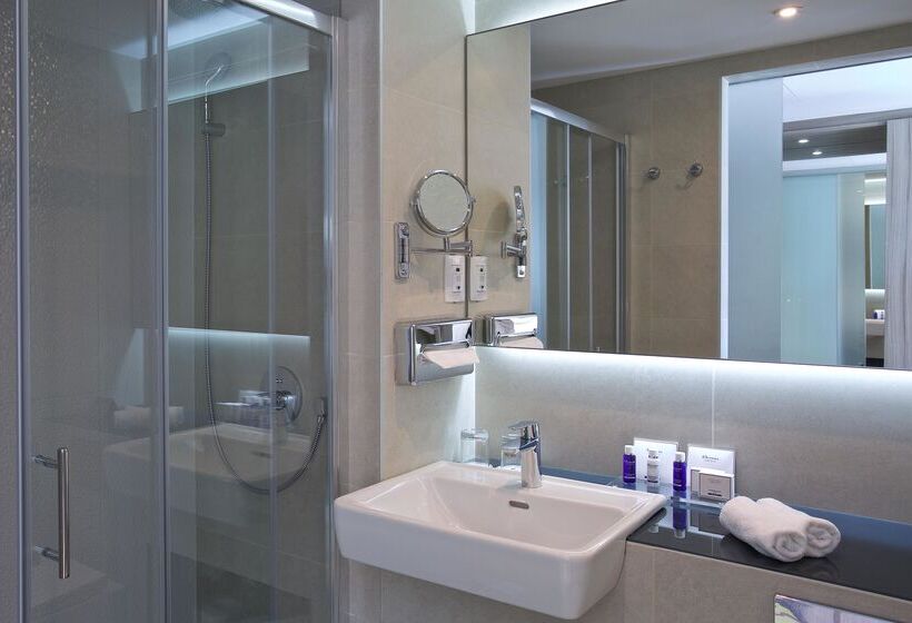 수피리어 룸 풀장 전망, Park Plaza Arena Pula