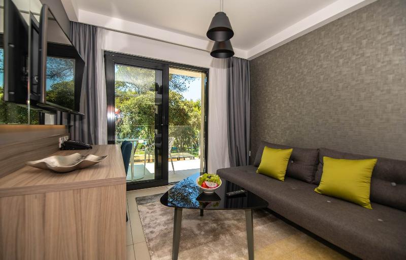 침실 2개 스위트, Park Plaza Arena Pula