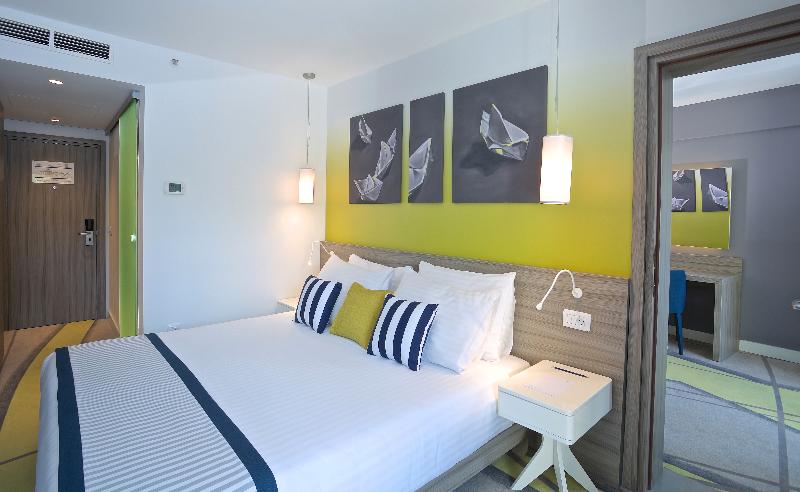 발코니가 있는 스위트, Park Plaza Arena Pula