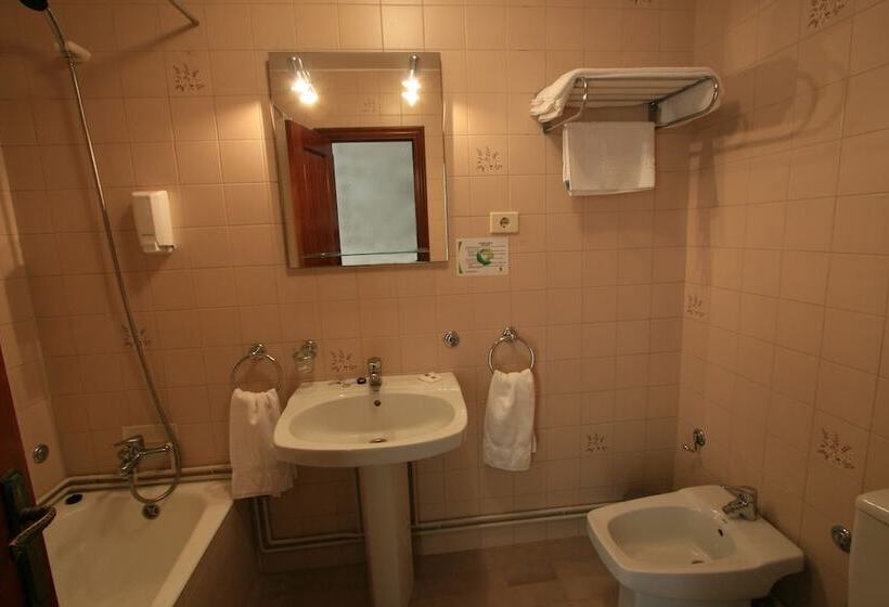 Номер Стандарт, Rey Fernando