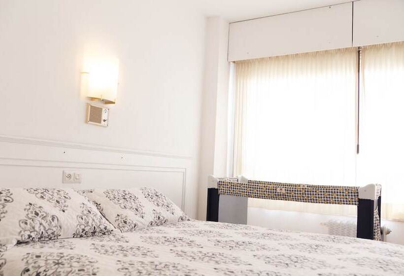 Номер Стандарт, Rey Fernando