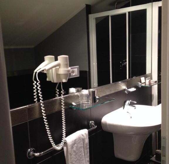 اتاق راحتی یک تخته, Savoia Hotel Regency