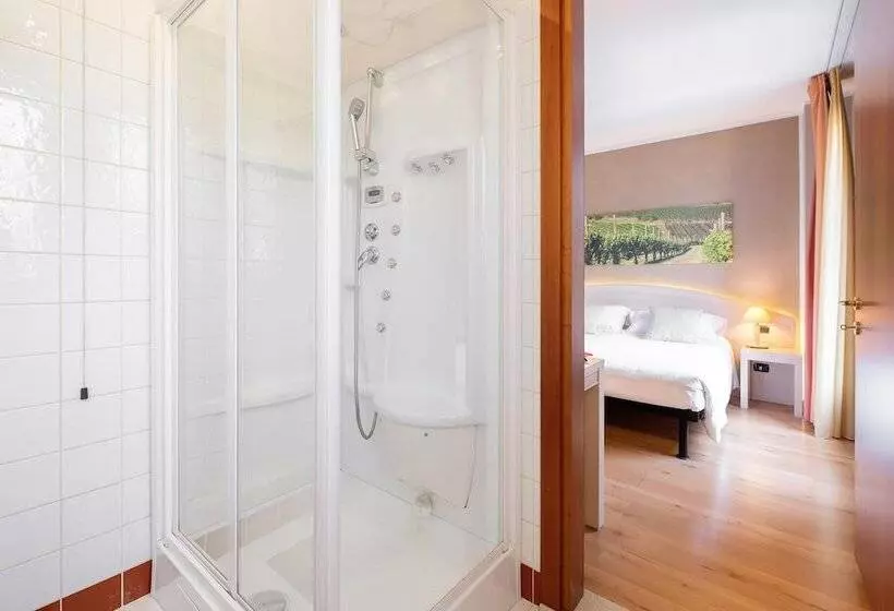 クラシックマウンテンビュールーム, Wine Hotel San Giacomo Activity & Wellness