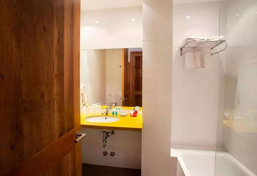 اتاق استاندارد, L Host Boutique Rooms