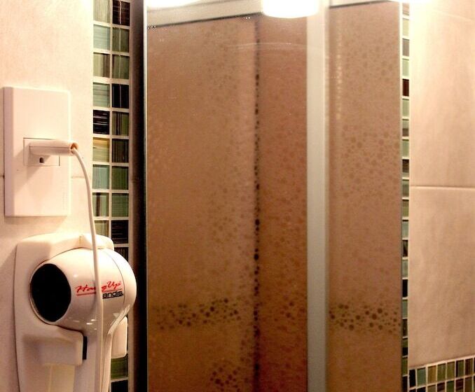 스탠다드 룸, Alhambra