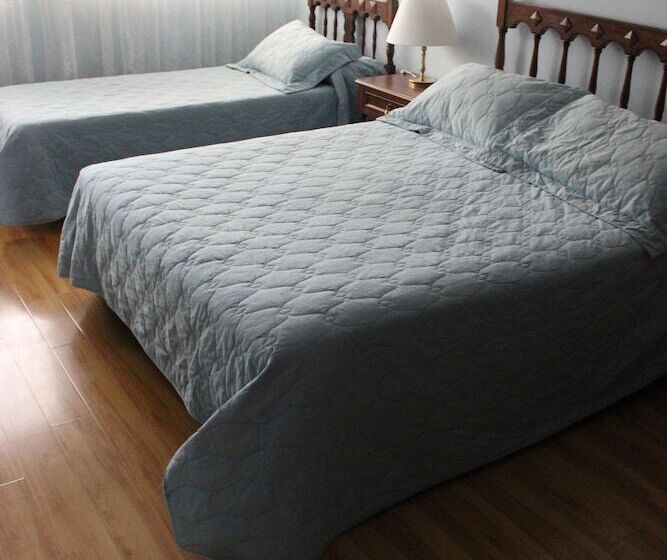 스탠다드 트리플 룸, Alhambra