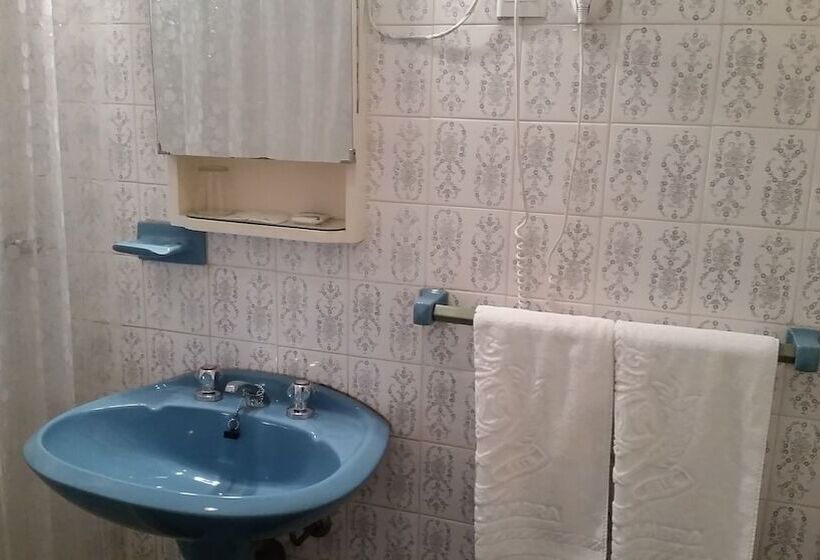 수피리어 룸, Alhambra