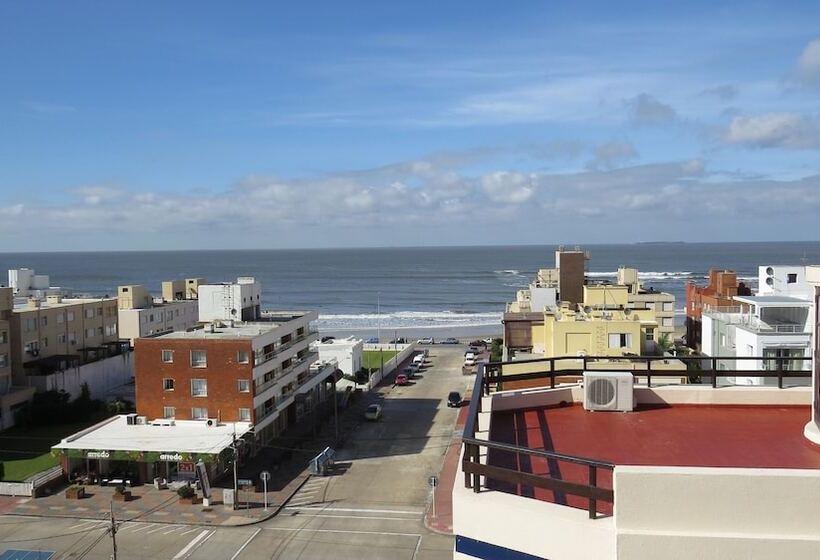 수피리어 룸, Alhambra