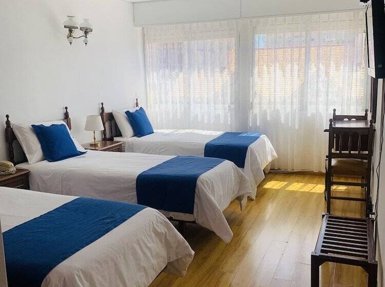 스탠다드 트리플 룸, Alhambra