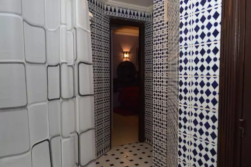 اتاق استاندارد, Amalay