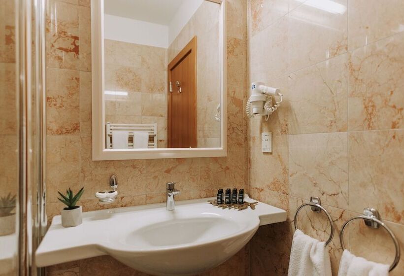 Номер Стандарт, Apoksiomen