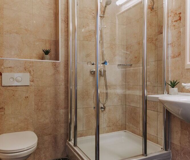 Номер Superior Вид на Море, Apoksiomen