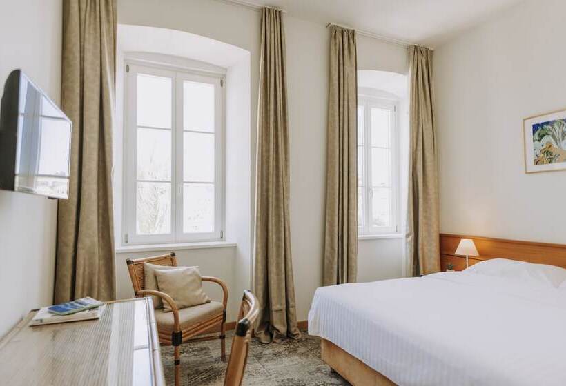 Номер Superior Вид на Море, Apoksiomen