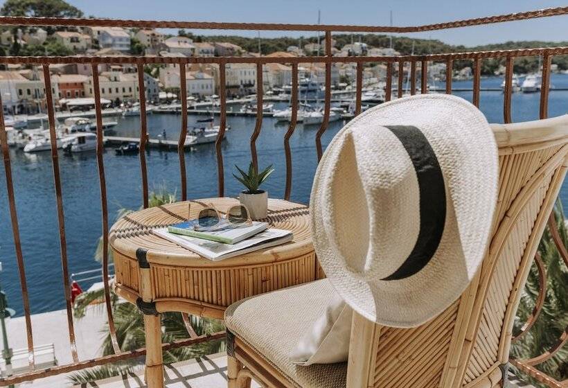 Номер Superior Вид на Море с Балконом, Apoksiomen