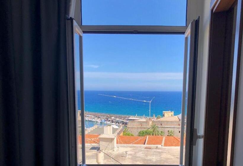 اتاق استاندارد با چشم‌انداز دریا, Belvedere