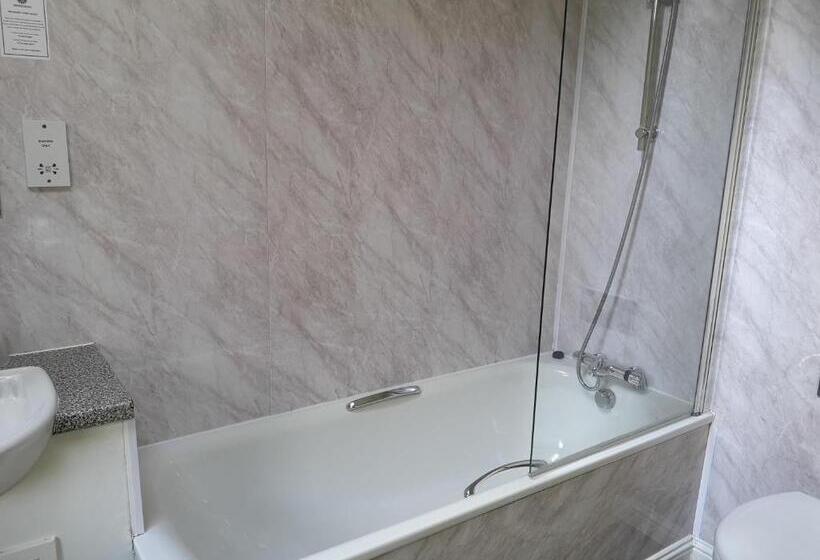 غرفة أساسية, Bridge Of Cally