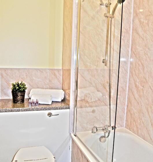 غرفة قياسية, Bridge Of Cally