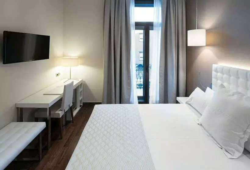 اتاق استاندارد یک نفره, Catalonia Ramblas 4* Sup