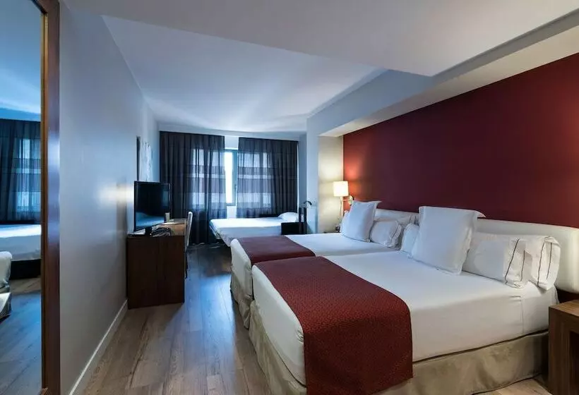 اتاق استاندارد سه نفره, Catalonia Ramblas 4* Sup