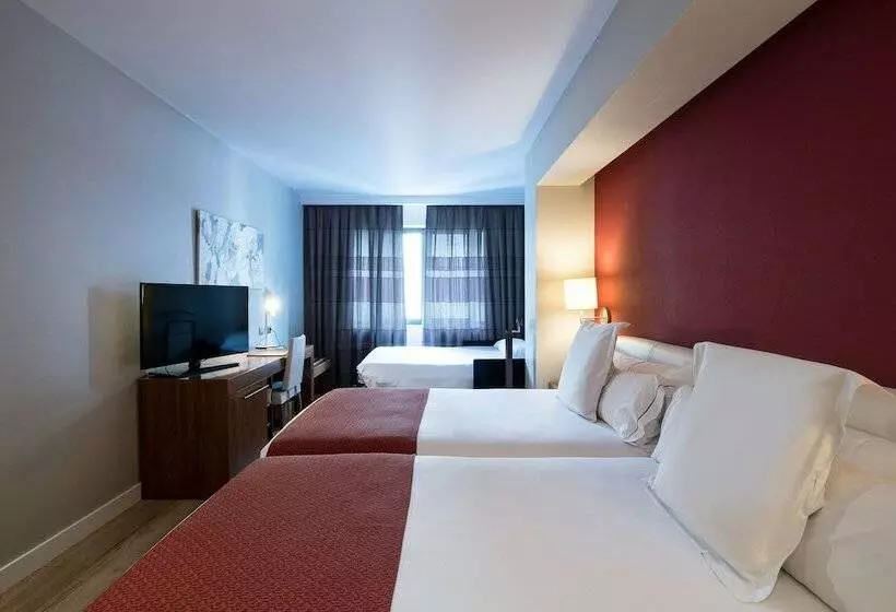 اتاق استاندارد سه نفره, Catalonia Ramblas 4* Sup