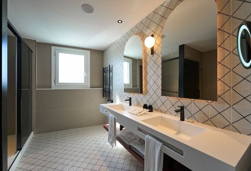 Полулюкс Повышенной Комфортности, Catalonia Ramblas 4* Sup