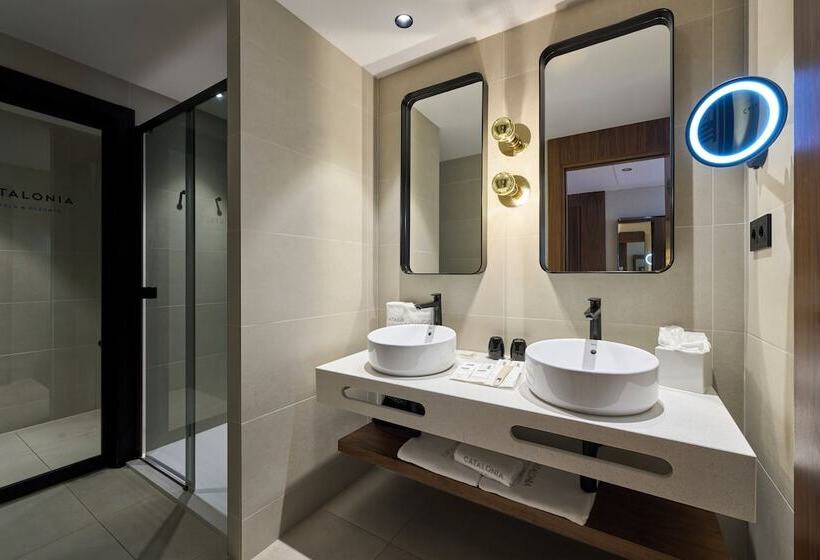 Номер Премиум, Catalonia Ramblas 4* Sup