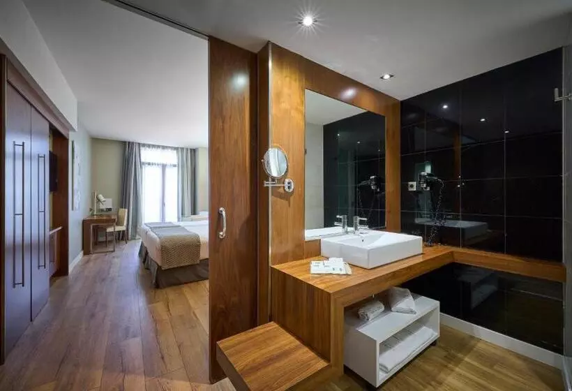 اتاق استاندارد, Catalonia Ramblas 4* Sup
