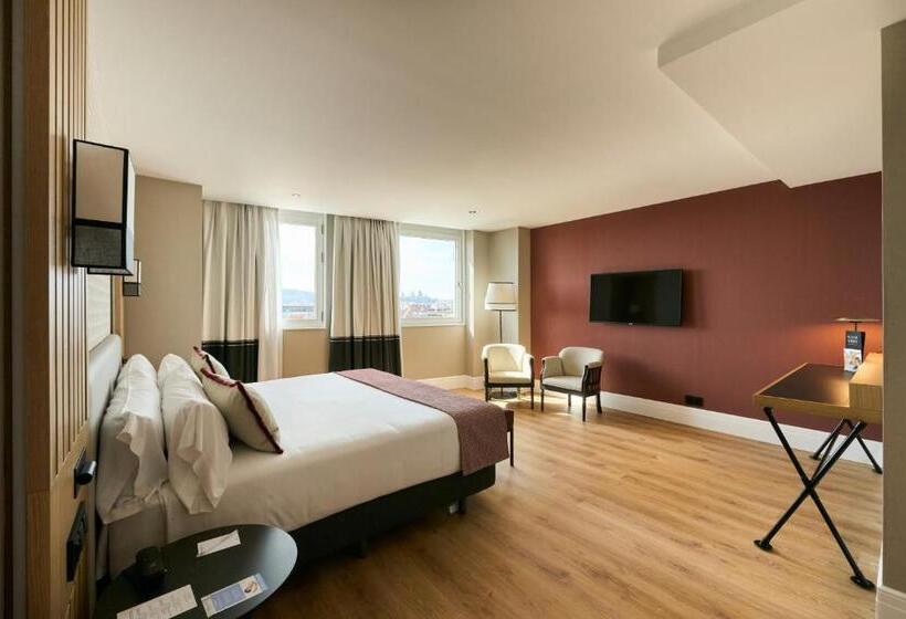 Номер Deluxe, Catalonia Ramblas 4* Sup