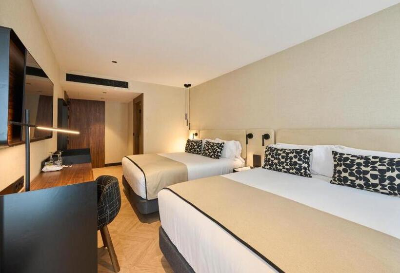 Номер Премиум, Catalonia Ramblas 4* Sup