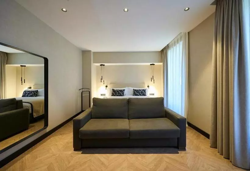 اتاق پرمیوم, Catalonia Ramblas 4* Sup