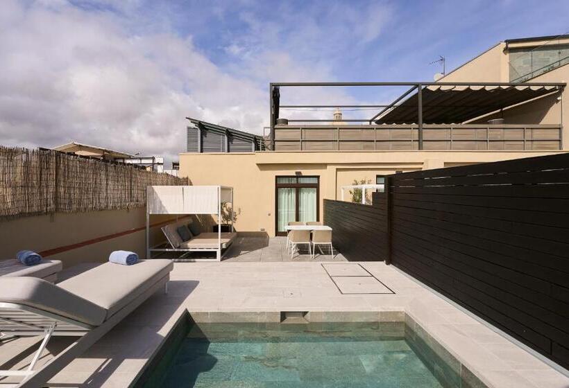 Люкс с Бассейном, Catalonia Ramblas 4* Sup