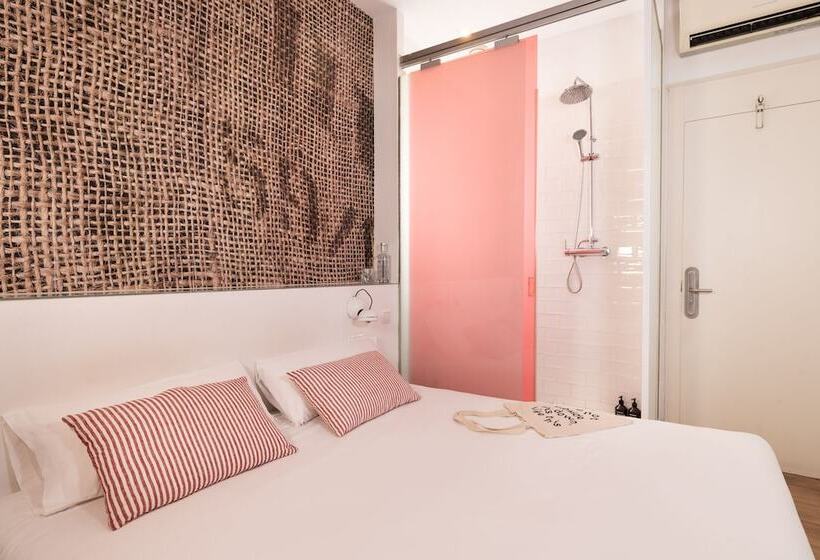 اتاق استاندارد, Chic & Basic Tallers Hostal