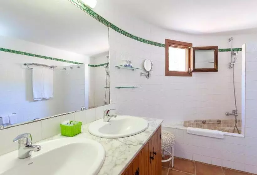 Superior Room with Terrace, Cortijo El Sotillo