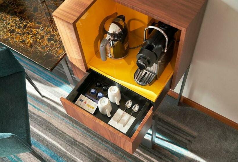 Deluxe Suite King Bed, Dorint Kurfurstendamm Berlin