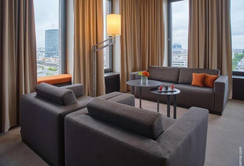 Deluxe Suite King Bed, Dorint Kurfurstendamm Berlin