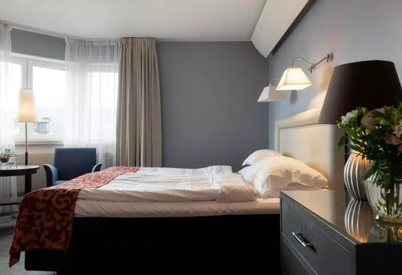 اتاق لوکس, Elite Hotel Knaust