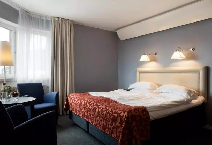 اتاق لوکس, Elite Hotel Knaust
