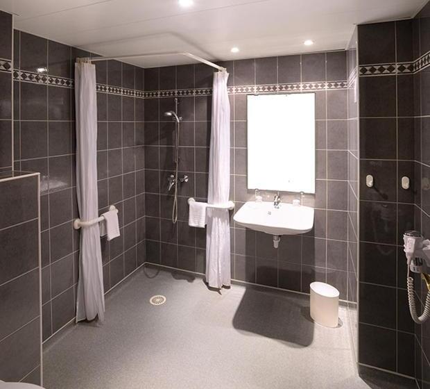 اتاق استاندارد برای معلولان, Gloria Et Avenue