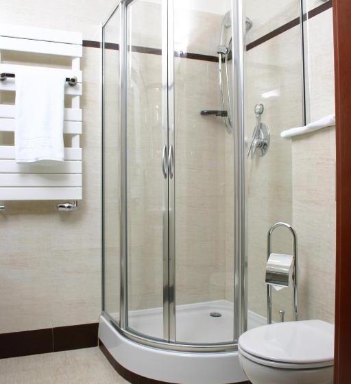 اتاق استاندارد, Hubertus Rzeszów