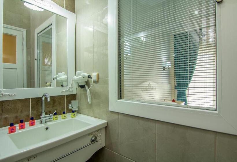 غرفة سوبيريور, Karbel Sun