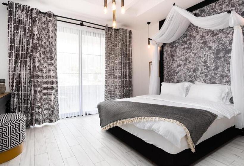 غرفة قياسية مطلّة علي البحر, Karbel Sun