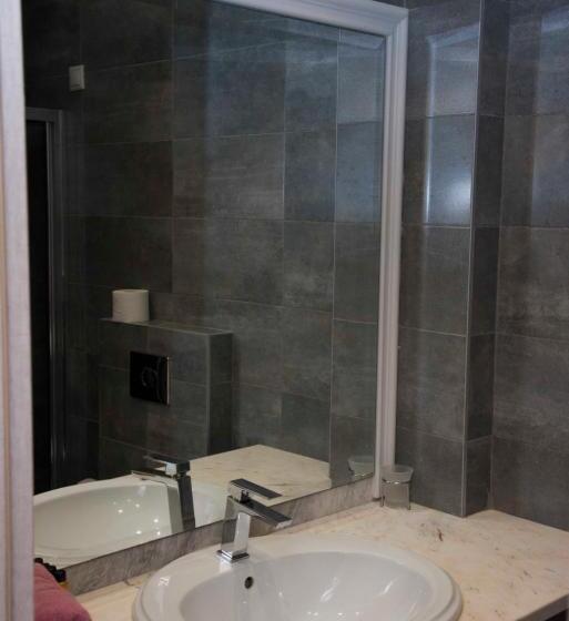 חדר סטנדרט נוף לים, Niras