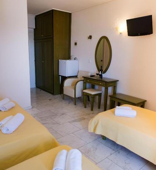 חדר סטנדרט לארבעה, Niras