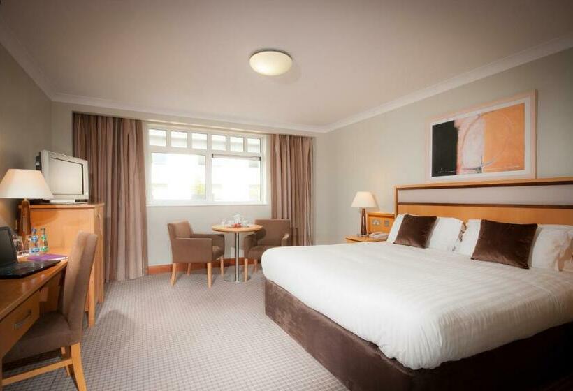 标准间, Oriel House